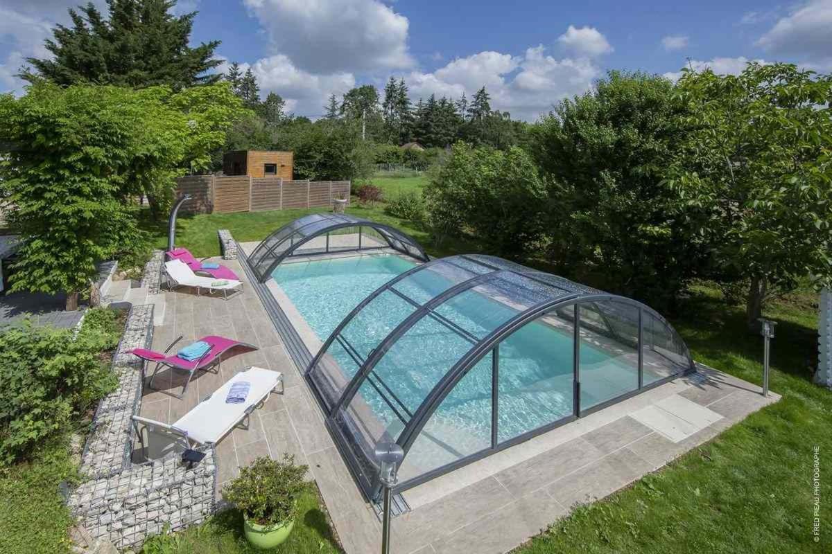 Au Coeur Du Bien Etre, Chambre D'Hotes Avec Piscine Chauffee Et Couverte, Spa, Sauna, Massages Monteaux Exterior foto