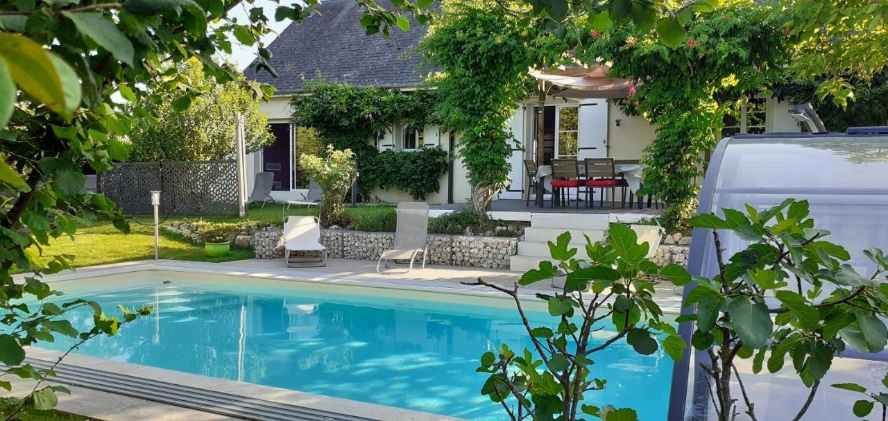 Au Coeur Du Bien Etre, Chambre D'Hotes Avec Piscine Chauffee Et Couverte, Spa, Sauna, Massages Monteaux Exterior foto